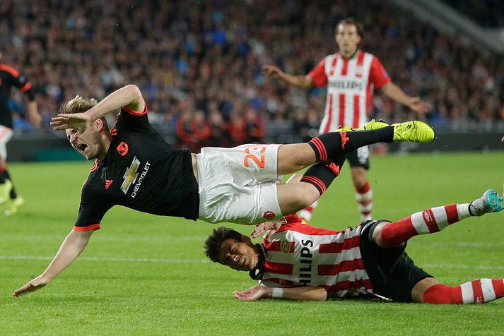 Luke Shaw fótbrotnaði í leik Manchester United og PSV í Meistaradeild Evrópu árið 2015