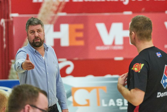 Ívar og félagar hans berjast fyrir lífi sínu í Domino's deildinni.