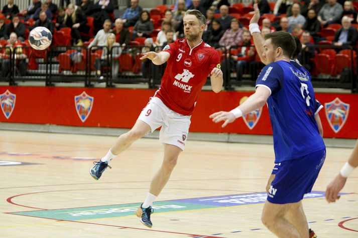 Snorri Steinn Guðjónsson í leik með Valsliðinu í fyrravetur.