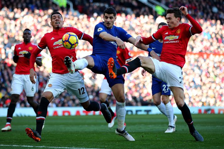 Victor Lindelöf og Chris Smalling í leik á móti Chelsea.