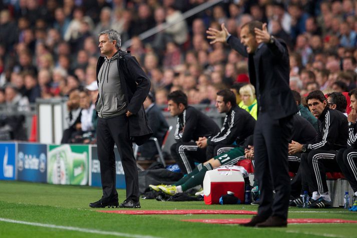 Mourinho og De Boer þegar þeir voru við stjórnvölinn hjá Real Madrid og Ajax 2012.