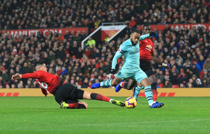 Marcos Rojo spilaði sínar fyrstu mínútur á tímabilinu og gaf ótrúlega klaufalegt mark.