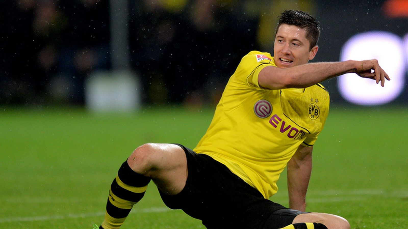 Foto robert lewandowski dortmund 94 Foto robert lewandowski dortmund 92