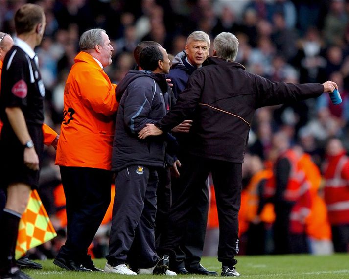 Wenger og Pardew lenti saman um árið þegar Pardew var knattspyrnustjóri West Ham.