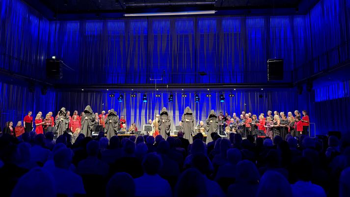 Carmina Burana var flutt í Norðurljósum í Hörpu föstudaginn 16. maí.
