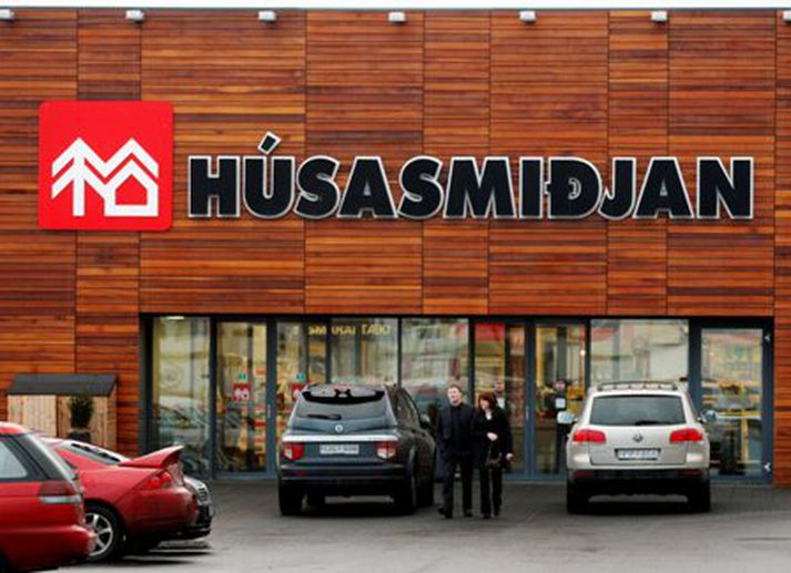 Selja skal Húsasmiðjuna innan tiltekins tíma. Um sölufrestinn ríkir trúnaður, enda geta slíkir tímafrestir, ef opinberir væru, haft óeðlileg áhrif á söluferli og söluverð.