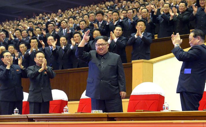 Kim Jong Un, einræðisherra Norður-Kóreu, hylltur.