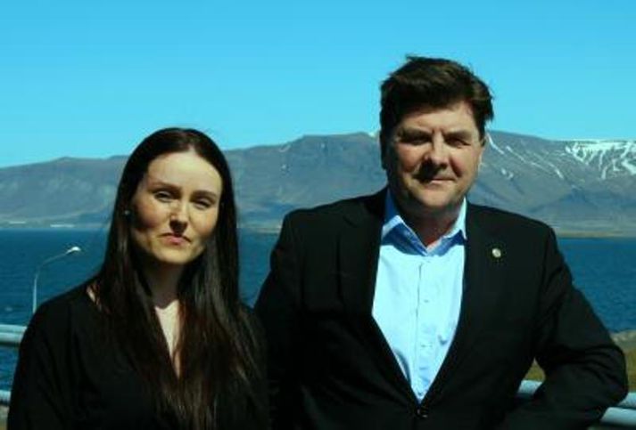 Katrín Salima Dögg Ólafsdóttir, nýr jafnréttisfulltrúi ríkislögreglustjóra, ásamt Haraldi Johannessen, ríkislögreglustjóra.