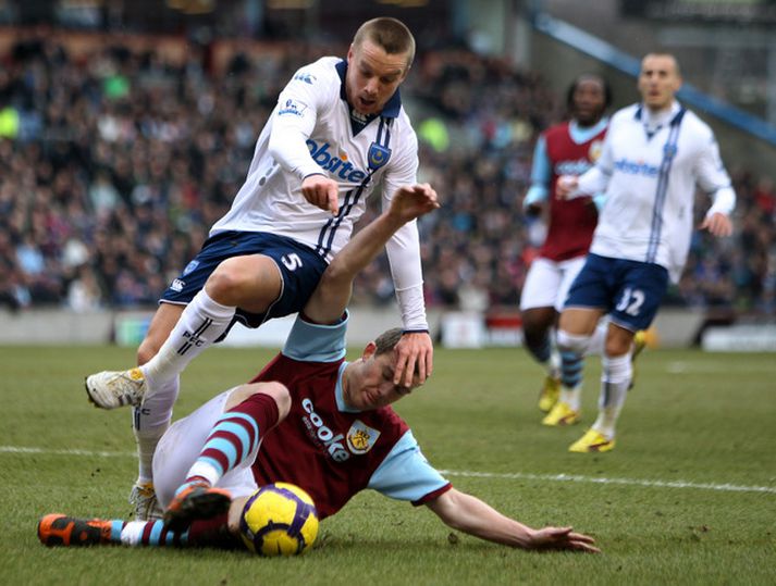 Úr leik Portsmouth og Burnley.
