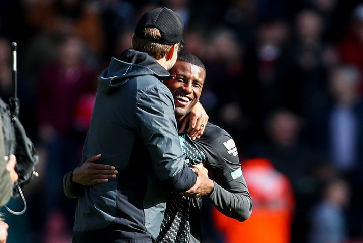 Gini Wijnaldum og Jürgen Klopp.