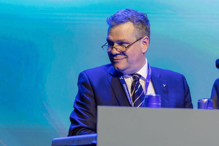 Þórður Þórarinsson bæjarstjóri.