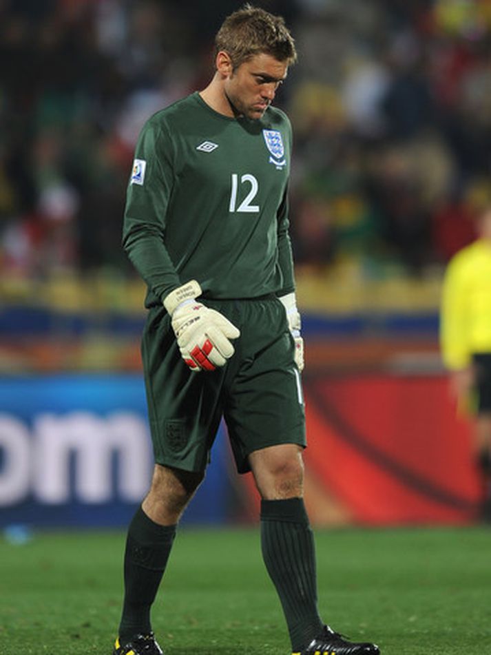 Robert Green gengur niðurlútur af velli í kvöld.