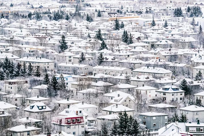 Meðalverð á fermeter í fjölbýlishúsum á höfuðborgarsvæðinu hefur hækkað um á bilinu 20 til 50 prósent frá árinu 2009.