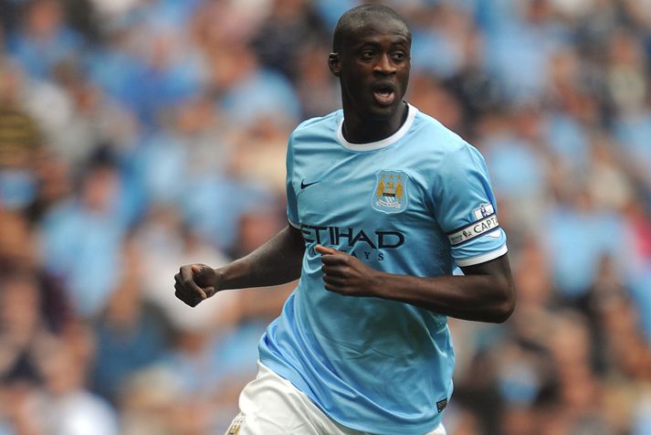 Yaya Toure  i leik með Manchester City.