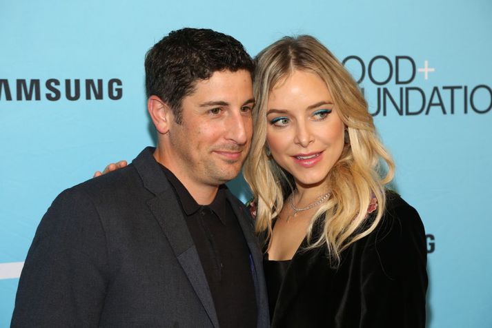 Jason Biggs og Jenny Mollen gengu í hjónaband árið 2008, en þau kynntust við tökur á myndinni My Best Friend's Girl.