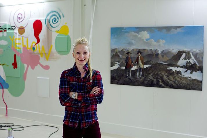Rakel Sævarsdóttir rekur netgalleríið Muses, sem opnaði nýverið sýningu í gömlu Sanitas-verksmiðjunni á Köllunarklettsvegi 4. Þar sýna 18 listamenn verk af ólíku tagi.