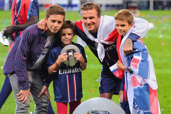 Brooklyn Beckham er lengst til vinstri.
