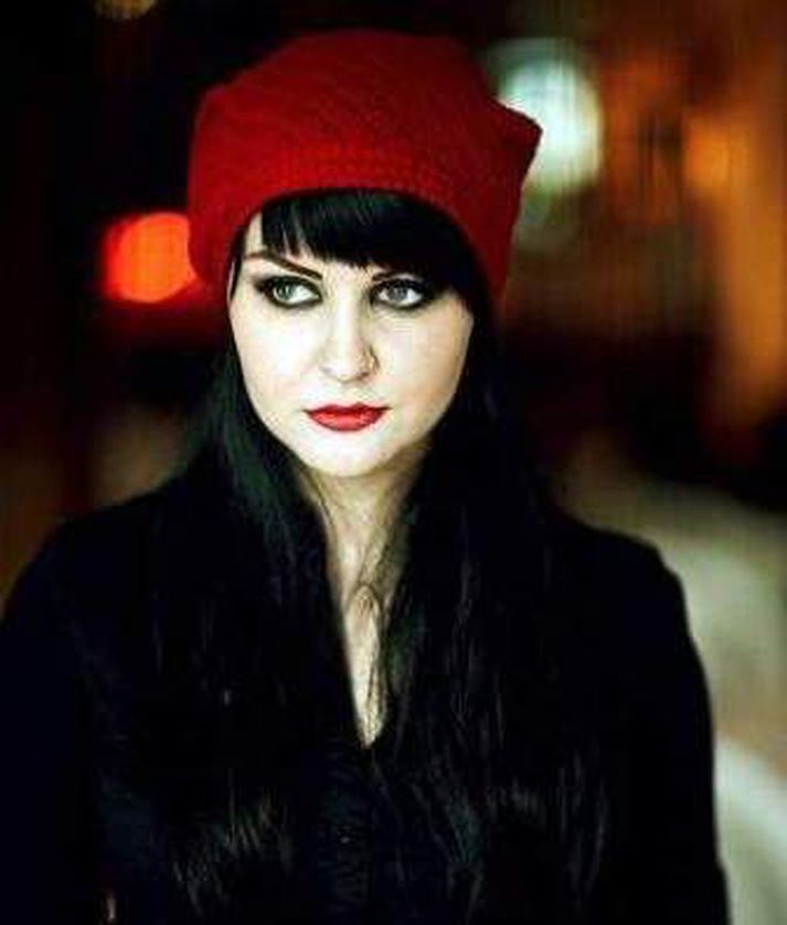 Íris Hólm, Karen, Matti, Kolbrún Eva og Sjonni Brink syngja í fyrstu undankeppni Eurovision-keppninnar. Boðið verður upp á þrjár ballöður, einn kántrírokkara og eitt nútímapopp.