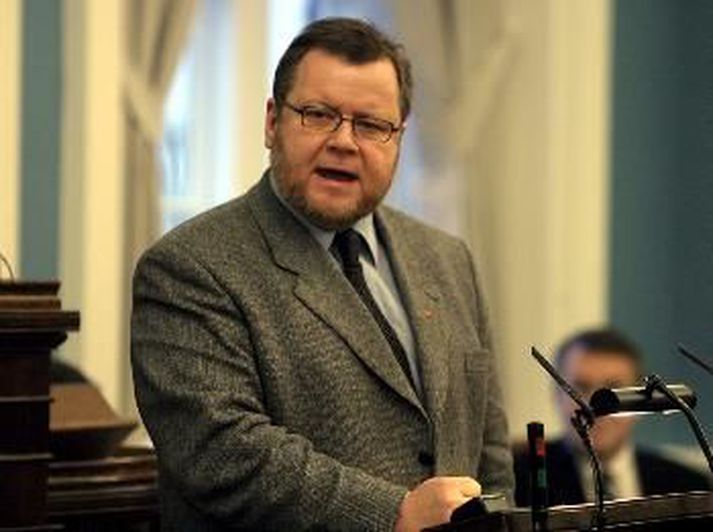 Össur er búinn að boða sendiherra Bandaríkjanna á Íslandi á fund. Fundurinn fer fram á næstu vikum.