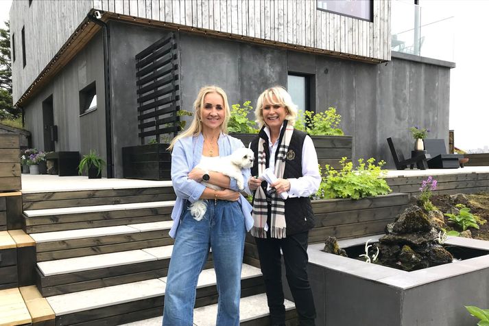 María Krista Heiðarsdóttir gengur sjálf í flest smíða- og málningarverkefni. 