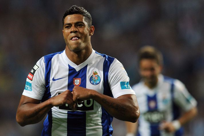 Hulk verður 26 ára í sumar. Hann hefur skorað 76 mörk í 166 leikjum með Porto.