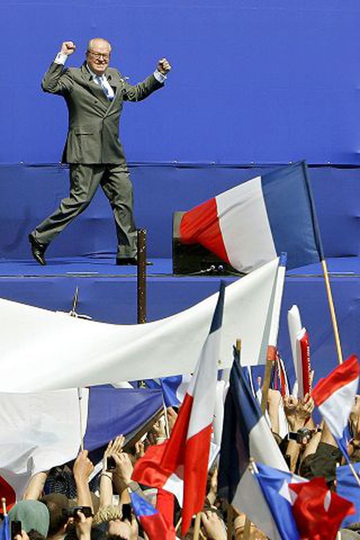 Jean-Marie le Pen segist ætla að ná fram „hefndum“ í þingkosningunum.