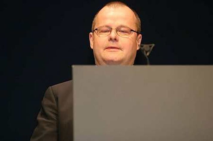 Sigurður Einarsson, stjórnarformaður Kaupþings, hefur ástæðu til að gleðjast í dag.