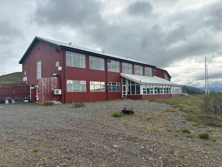 Hótelið stendur autt vegna fækkunar umsókna um alþjóðlega vernd. 
