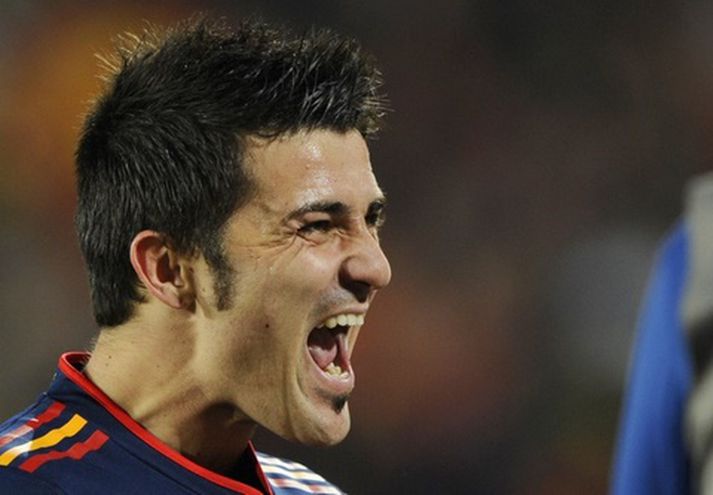 David Villa fagnar í kvöld.