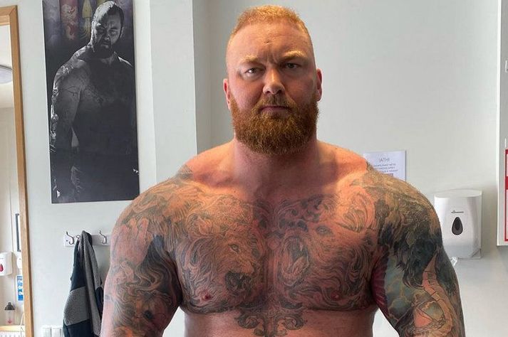 Hafþór Júlíus Björnsson er mun stærri og þyngri en Gunnar Nelson. Það eru þó sumir sem telja að það dugi skammt.