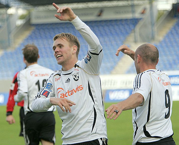 Davíð Þór fagnar marki með FH í sumar.