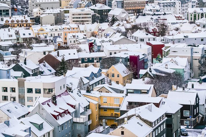 Gjaldþrotum einkahlutafélaga fækkaði um 14 prósent árið 2014 frá fyrra ári.