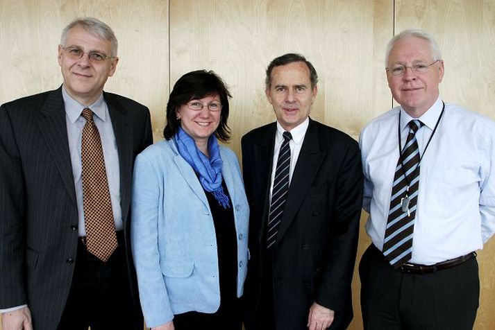 Gunter Schäfer, frá Eurostat, Petra Kuncová, frá hagstofu Tékklands, Frank Nolan, frá hagstofu Bretlands, og Hallgrímur Snorrason hagstofustjóri.

