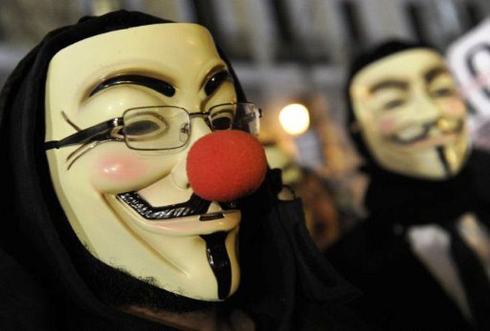 Anonymous lokaði fyrir aðgang að vefsíðum Dómsmálaráðuneytis Bandaríkjanna, Alríkislögreglunnar og Universal Music Group.