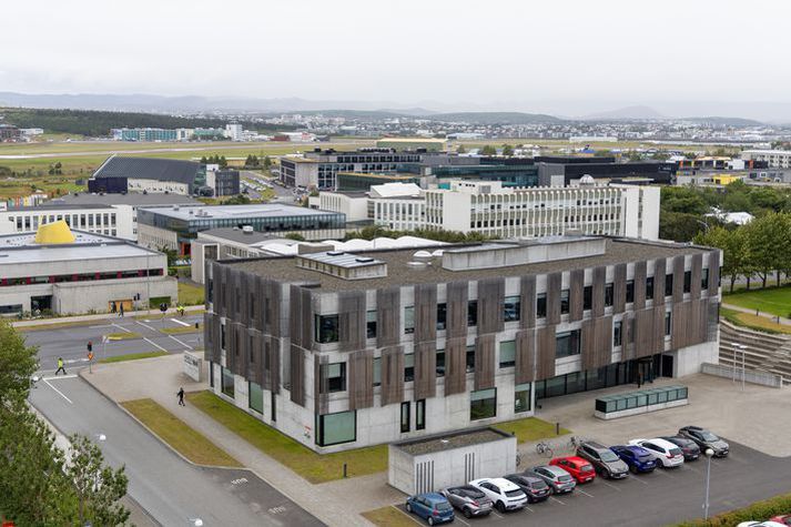 Viðburðurinn fer fram í Veröld - húsi Vigdísar milli klukkan 15 og 16:30. 