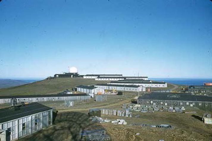 Eftirlitsstöð var á Heiðarfjalli á Langanesi á vegum Bandaríkjahers frá 1954 til 1970.