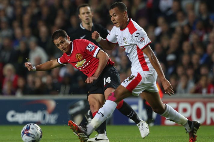 Hernandez átti slakan leik í neyðarlegu 0-4 tapi gegn MK Dons á dögunum.