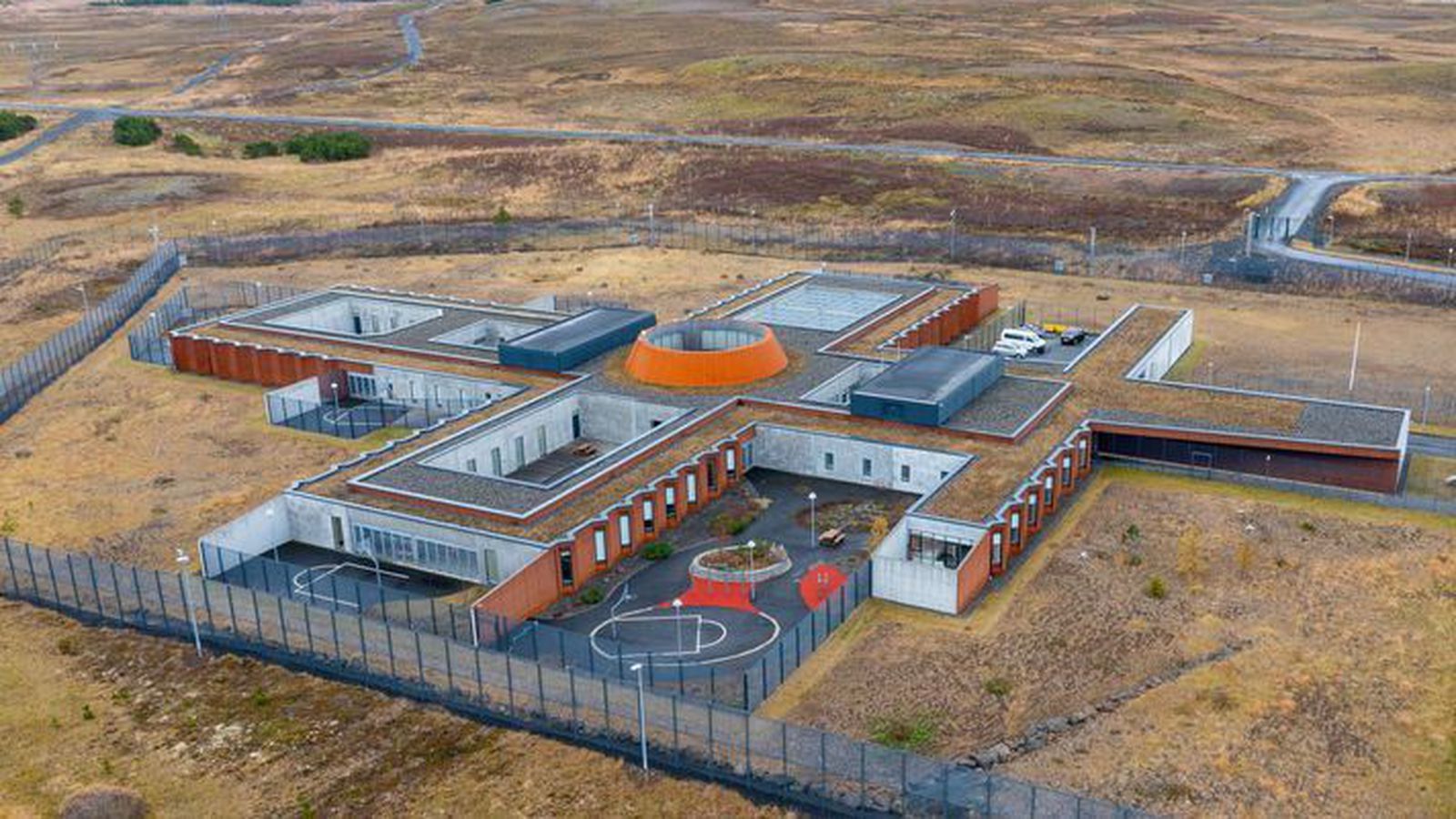 „And­rúms­loftið er þungt og það eru allir slegnir“
