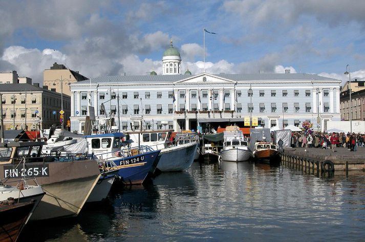 Við rannsókn voru um fjörutíu manns yfirheyrðir, en hinir grunuðu neita allir sök.