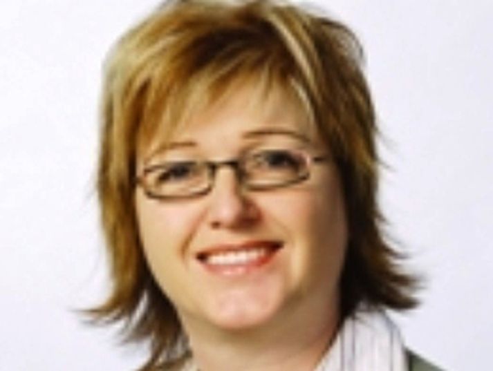 Margrét K. Erlingsdóttir tjáir sig ekki um slökkviliðsdeiluna.