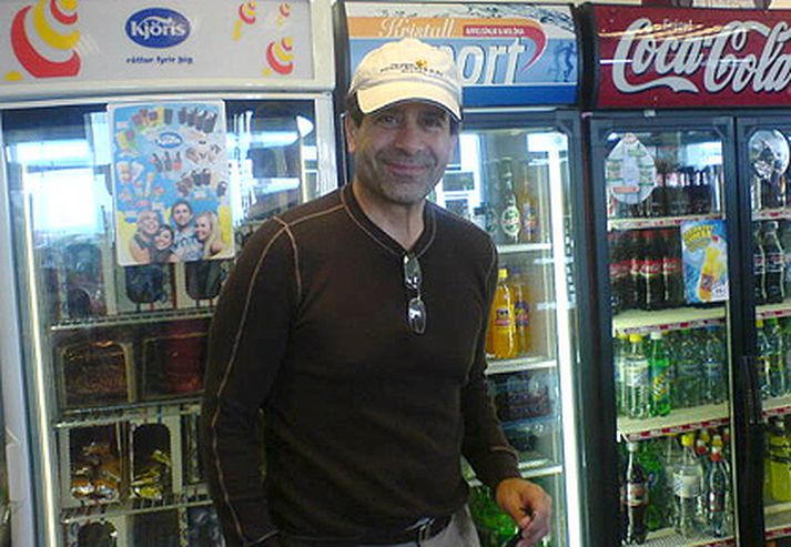 Tony Shalhoub í Reykjanesbæ.
