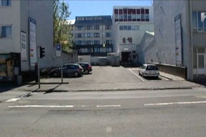 Portið þar sem konan fannst á sunnudagsmorgun.