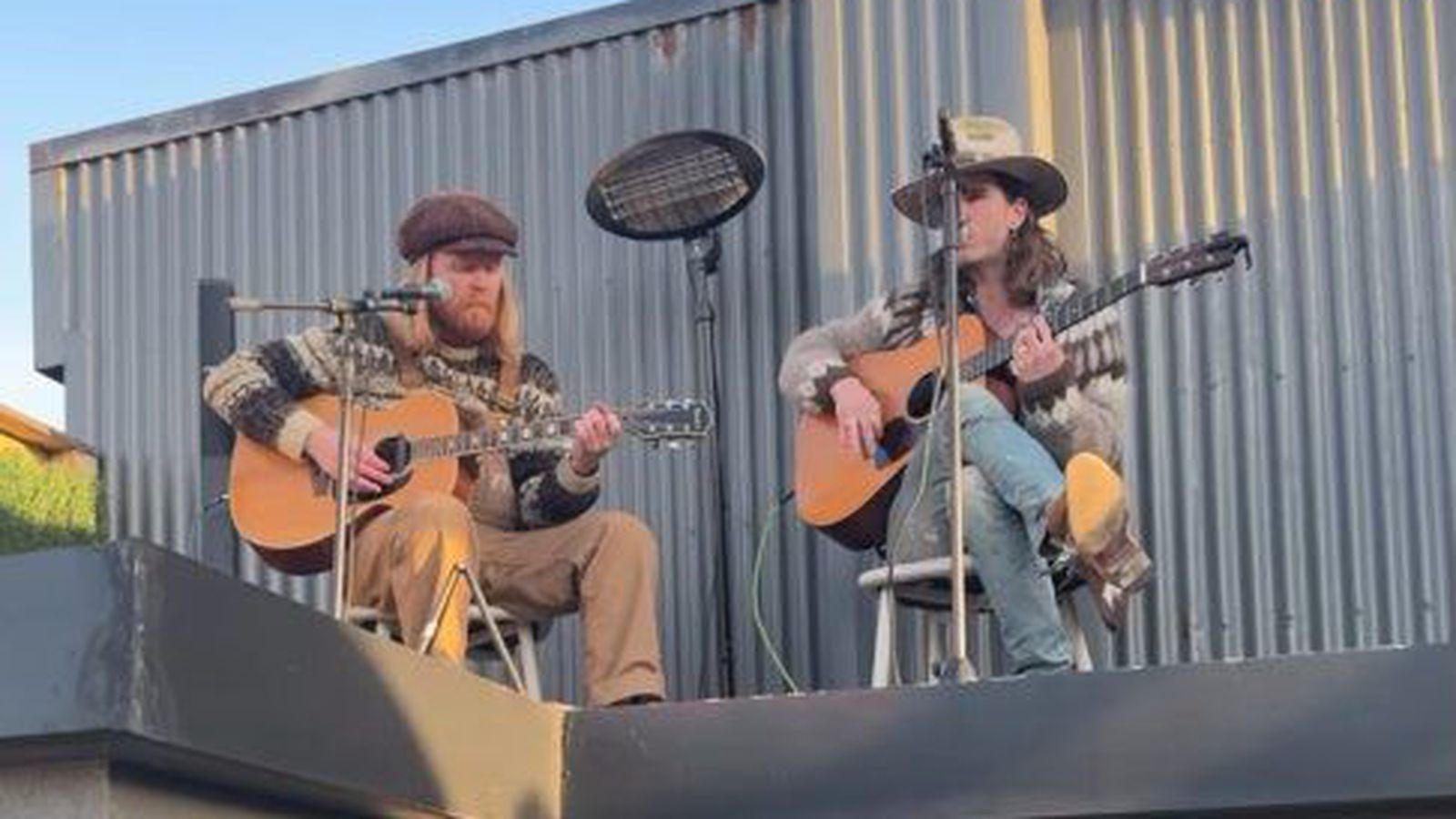 Þjóðþekktir tón­listar­menn koma fram í heima­húsum