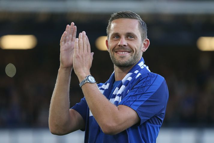 Gylfi gæti spilað sinn fyrsta leik fyrir Everton gegn Manchester City á mánudaginn.