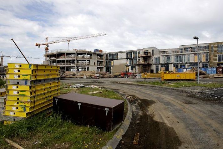 háskólinn í reykjavík Byggingin er komin langt á leið og verður tilbúin í desember, að sögn Þorkels Sigurlaugssonar. Starfsemin flytur um áramótin.fréttablaðið/valli