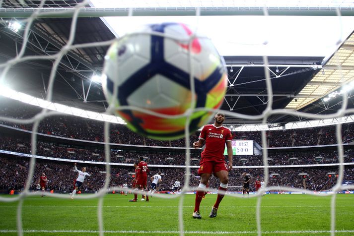 Joe Gomez í síðasta leik sínum á Wembley með Liverpool á móti Tottenham.