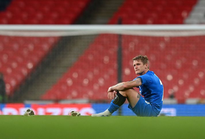 Ari Freyr Skúlason sat lengi eftir á Wembley vellinum á miðvikudagskvöld eftir leik sem gæti reynst hans síðasti landsleikur.