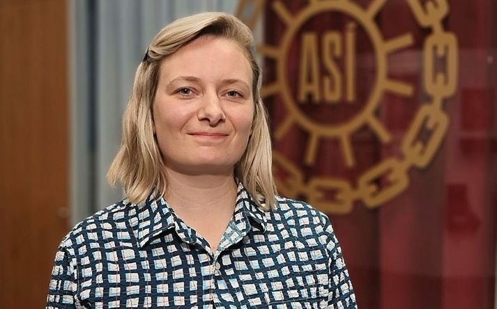 Saga Kjartansdóttir verkefnastjóri vinnustaðaeftirlits hjá ASÍ segir sífellt alvarlegri mál koma upp hér á landi þar sem grunur sé um vinnumansal.