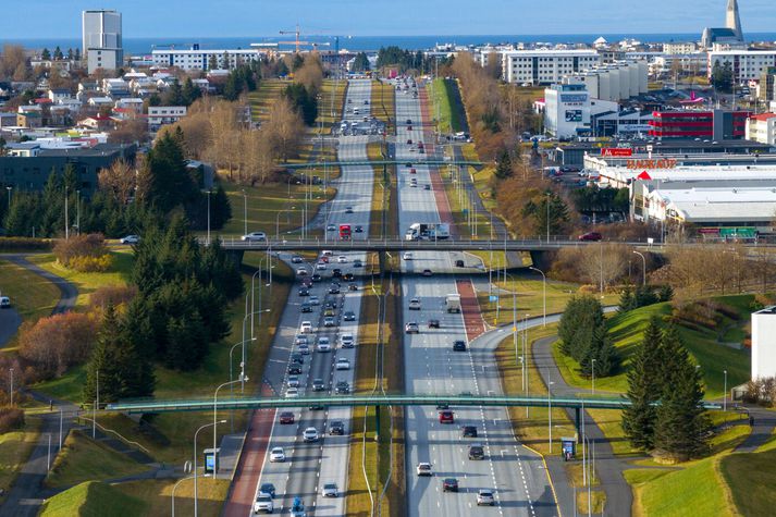Banaslysið varð á Miklubraut á milli Réttarholtsvegar og Sogavegar.