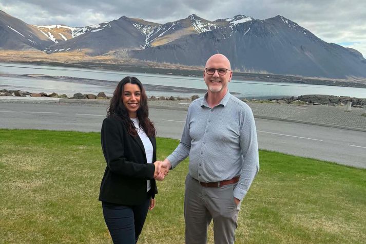 Jovana Pavlovic, oddviti Borgarbyggðarlistans, og Sigurður Guðmundsson, oddviti Sjálfstæðisflokksins.